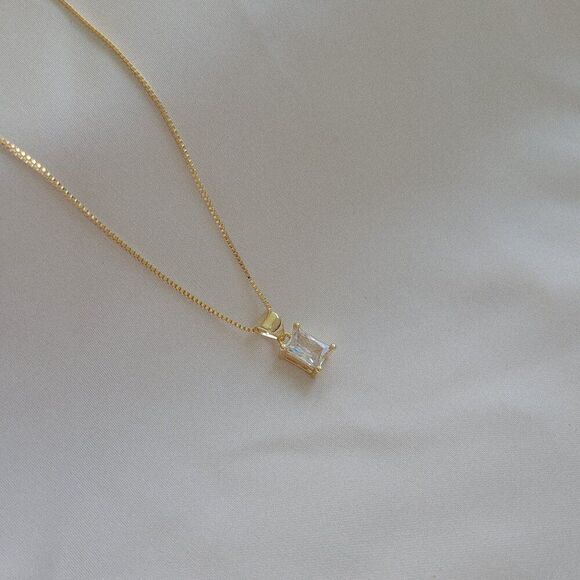 Baguette Rhinestone Charm Necklace Gold Filled on Box Chain - Picture 6 of 10